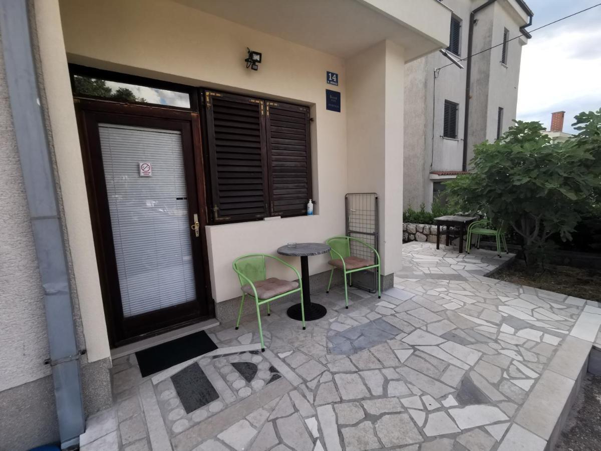 Guest House Dijana كلارجيفيكا المظهر الخارجي الصورة