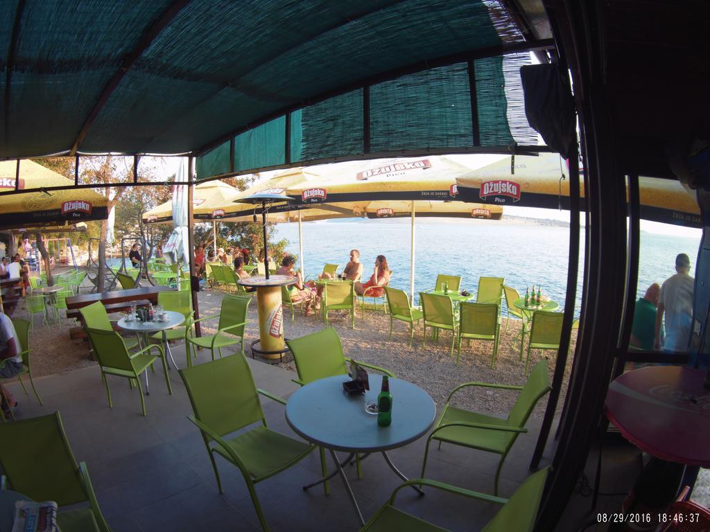 Guest House Dijana كلارجيفيكا المظهر الخارجي الصورة