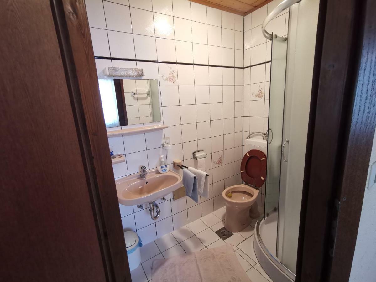 Guest House Dijana كلارجيفيكا المظهر الخارجي الصورة