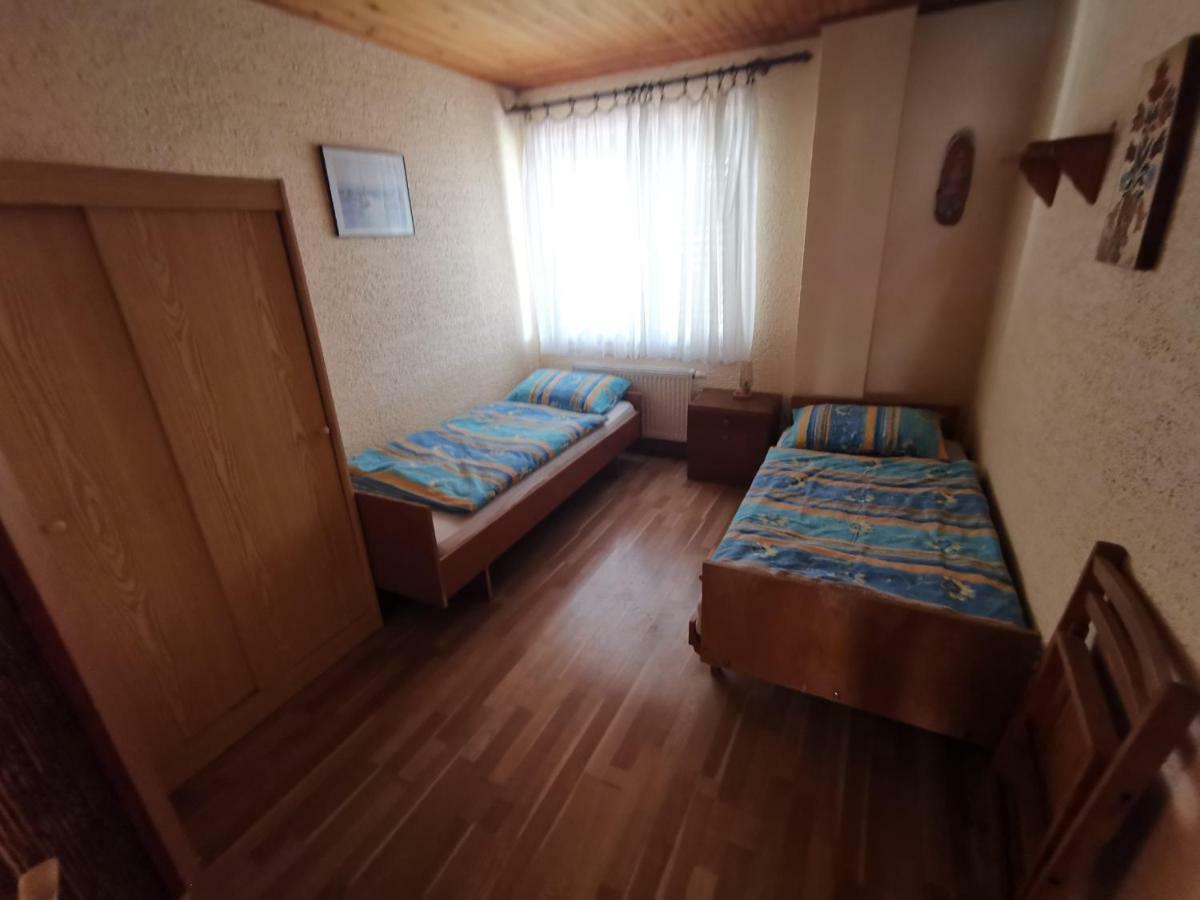Guest House Dijana كلارجيفيكا المظهر الخارجي الصورة