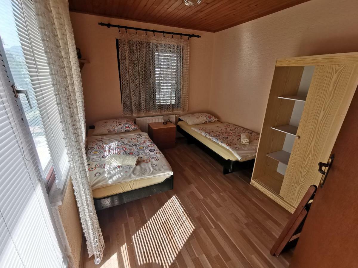 Guest House Dijana كلارجيفيكا المظهر الخارجي الصورة