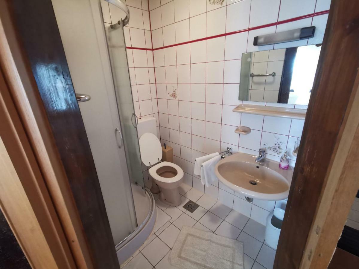Guest House Dijana كلارجيفيكا المظهر الخارجي الصورة